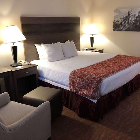 Monmouth Junction Mho Inn And Suites מראה חיצוני תמונה