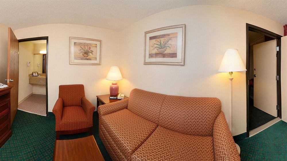 Monmouth Junction Mho Inn And Suites מראה חיצוני תמונה