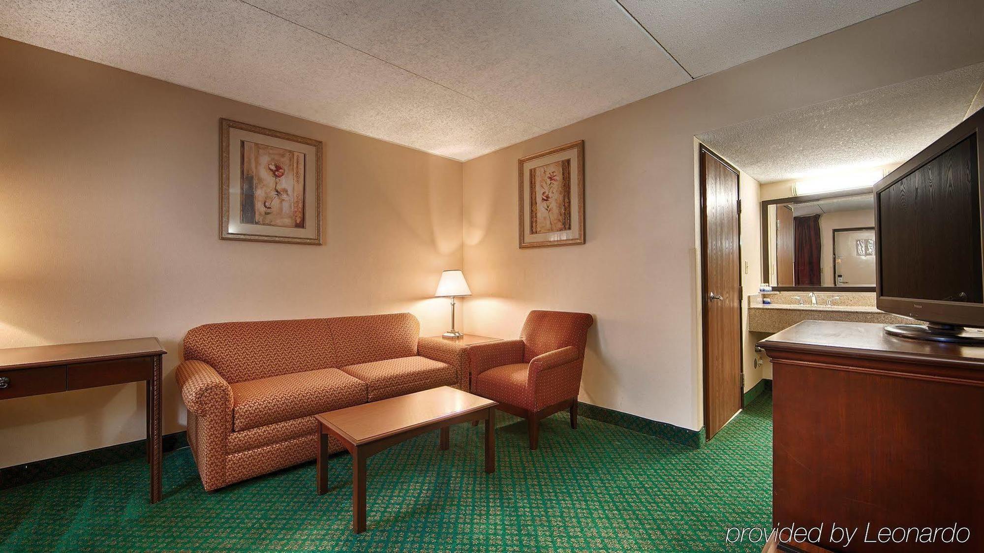 Monmouth Junction Mho Inn And Suites מראה חיצוני תמונה