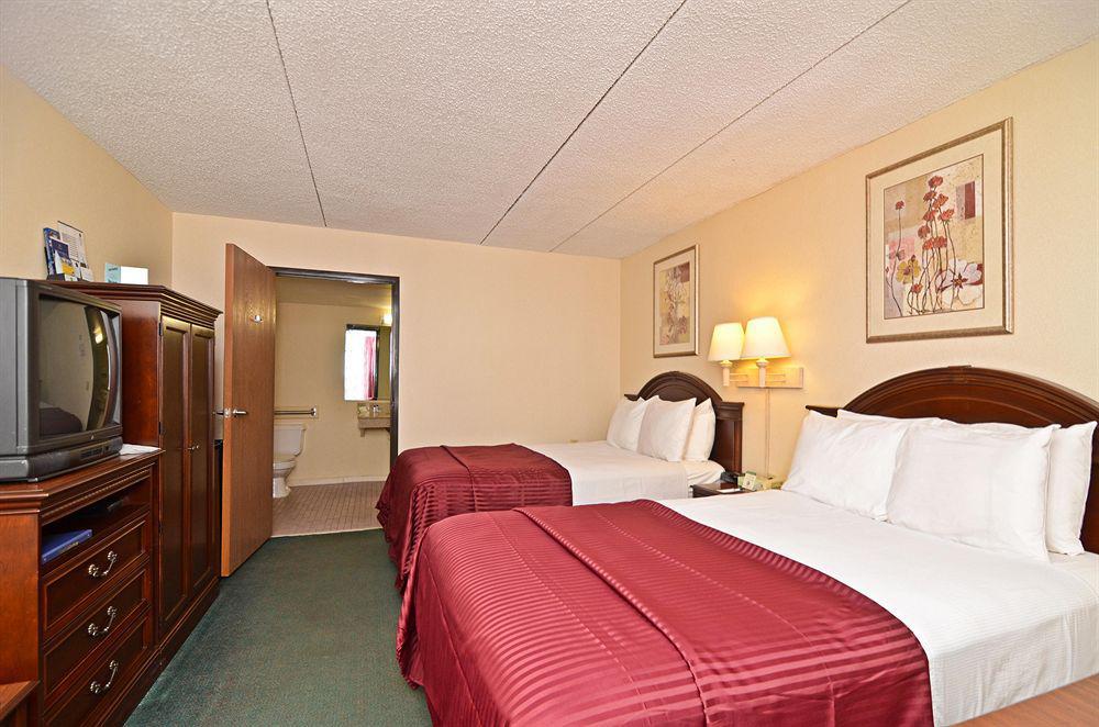 Monmouth Junction Mho Inn And Suites חדר תמונה
